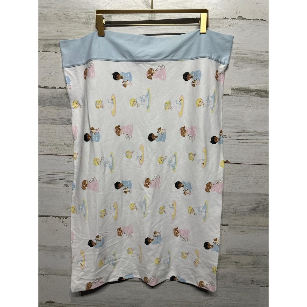 The Beaufort Bonnet Company Pillowcase Kids Standard White Blue Praying NWOT
